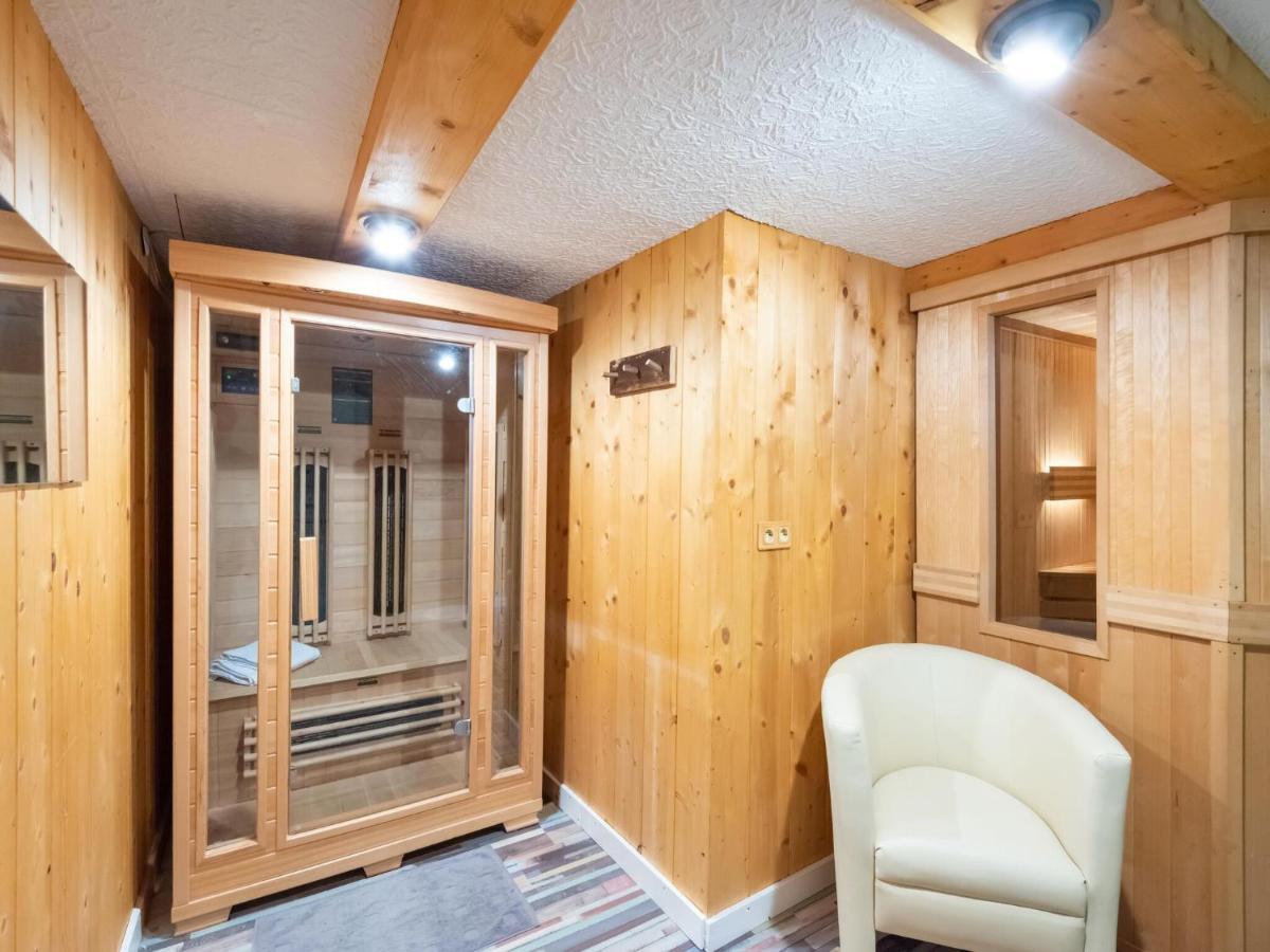 Apartment In Bichlbach With A Shared Sauna Bagian luar foto