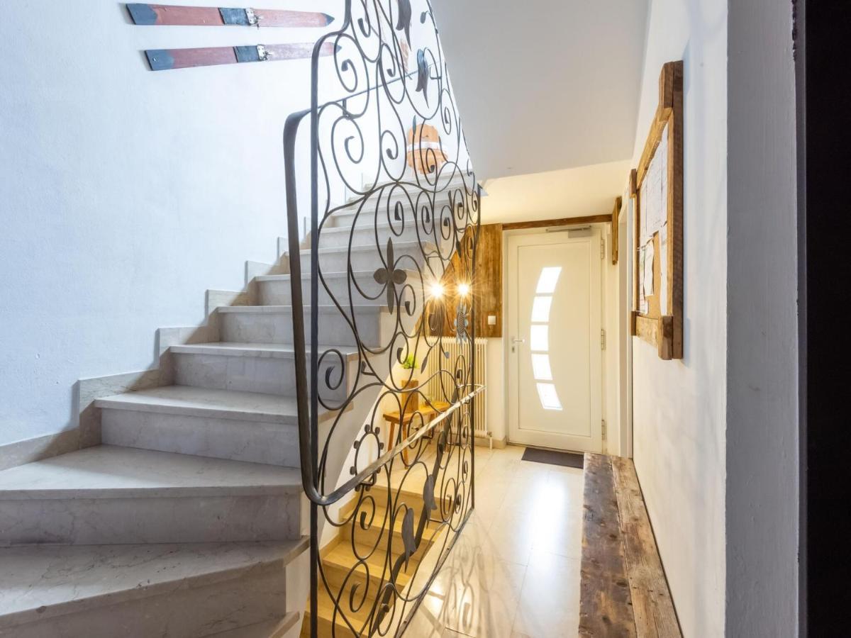 Apartment In Bichlbach With A Shared Sauna Bagian luar foto