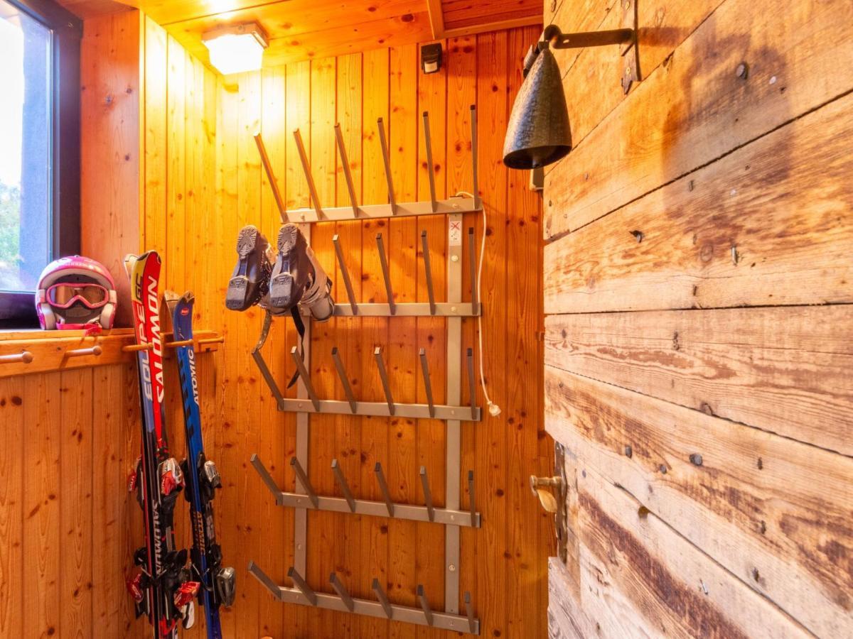 Apartment In Bichlbach With A Shared Sauna Bagian luar foto
