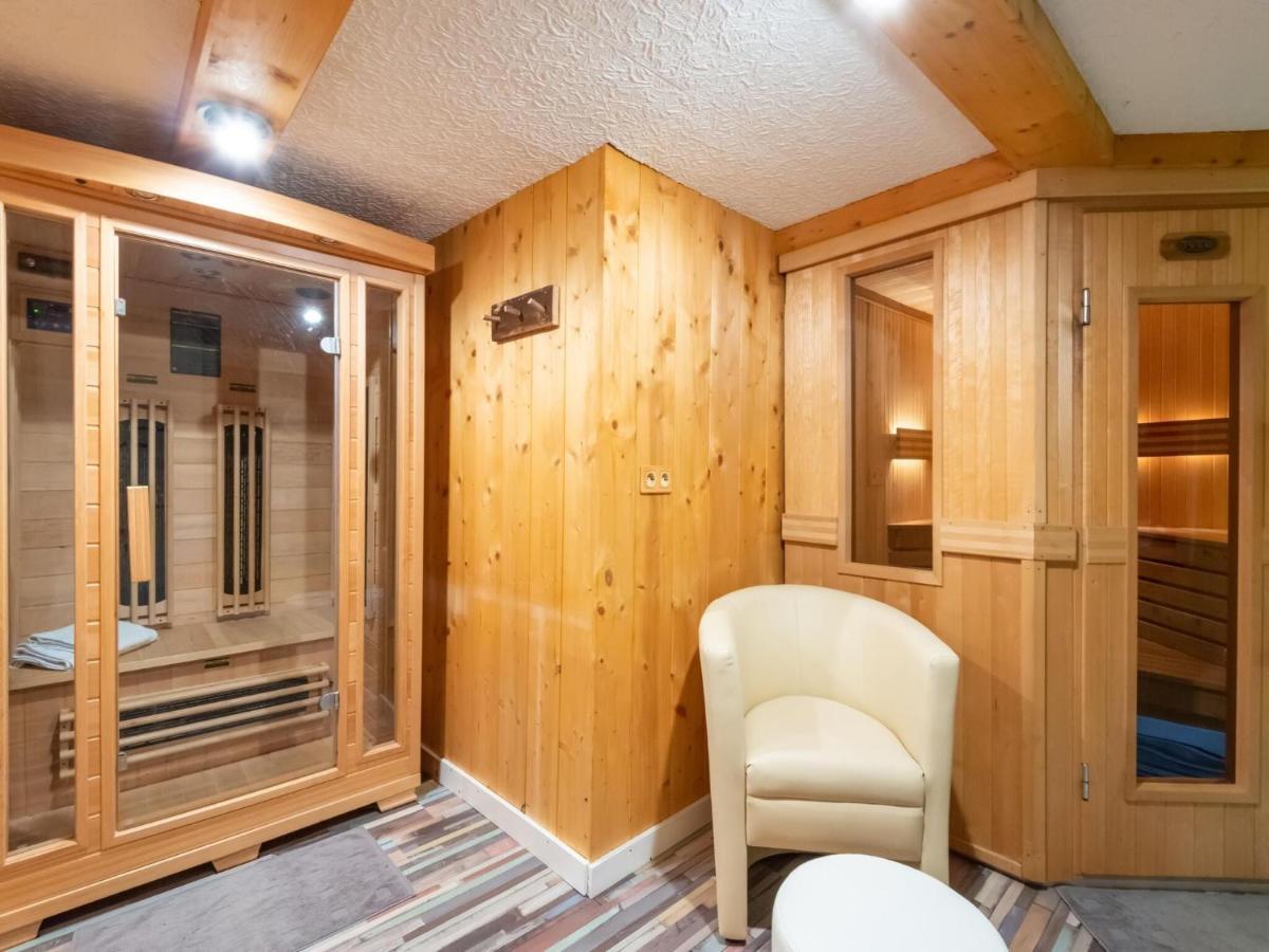 Apartment In Bichlbach With A Shared Sauna Bagian luar foto